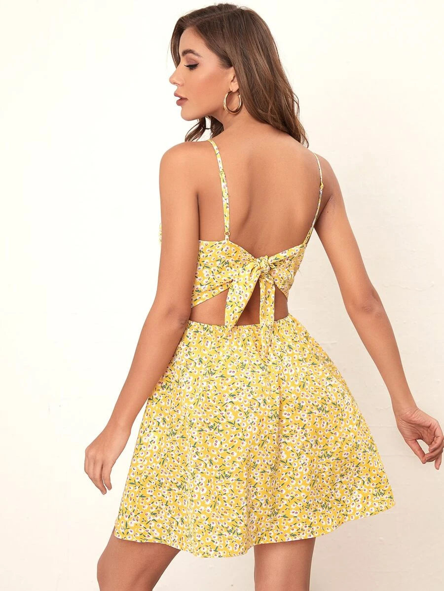 Twist Peekaboo Front Tie Back Daisy Floral Print Sundress